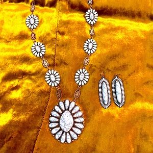 Rose gold and stone necklace and earrings set